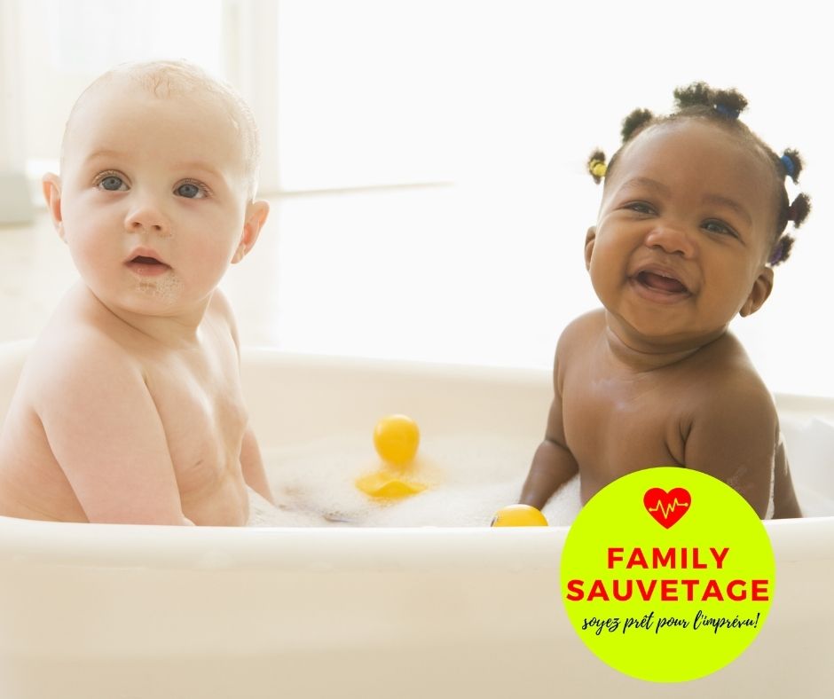 objets indispensables pour protéger bébé dans le bain